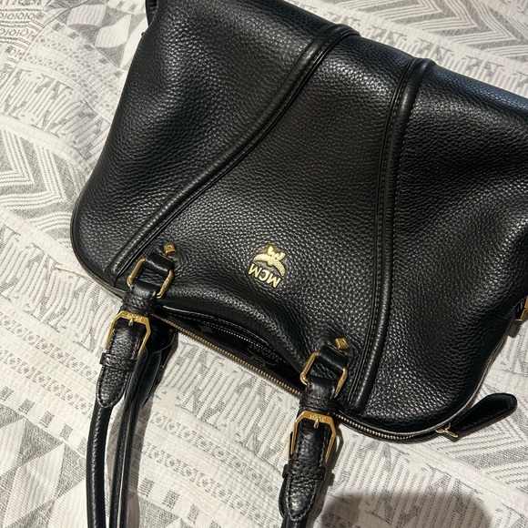 9/10. Condition. - Picture 1 of 5